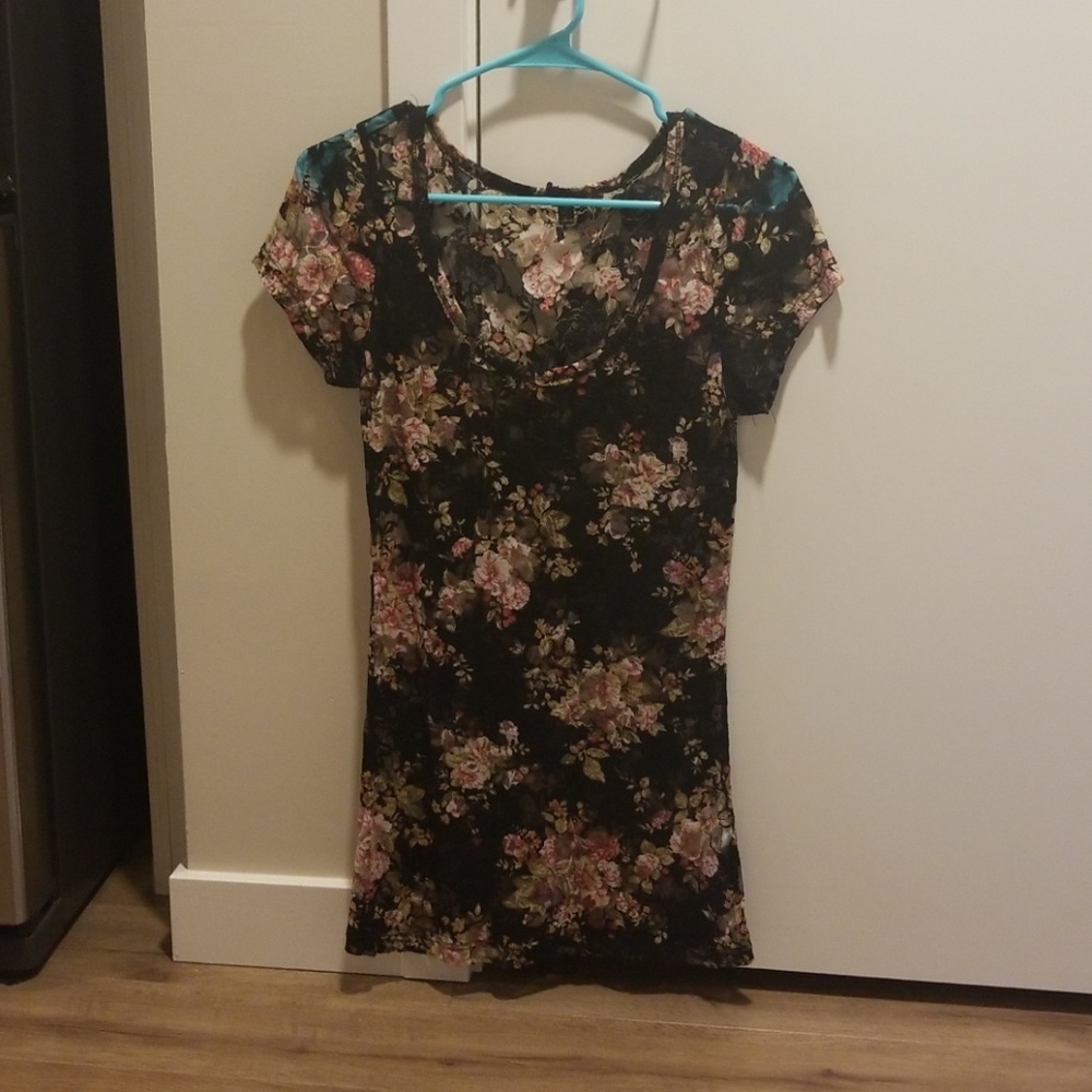 Black Floral Mesh T-shirt